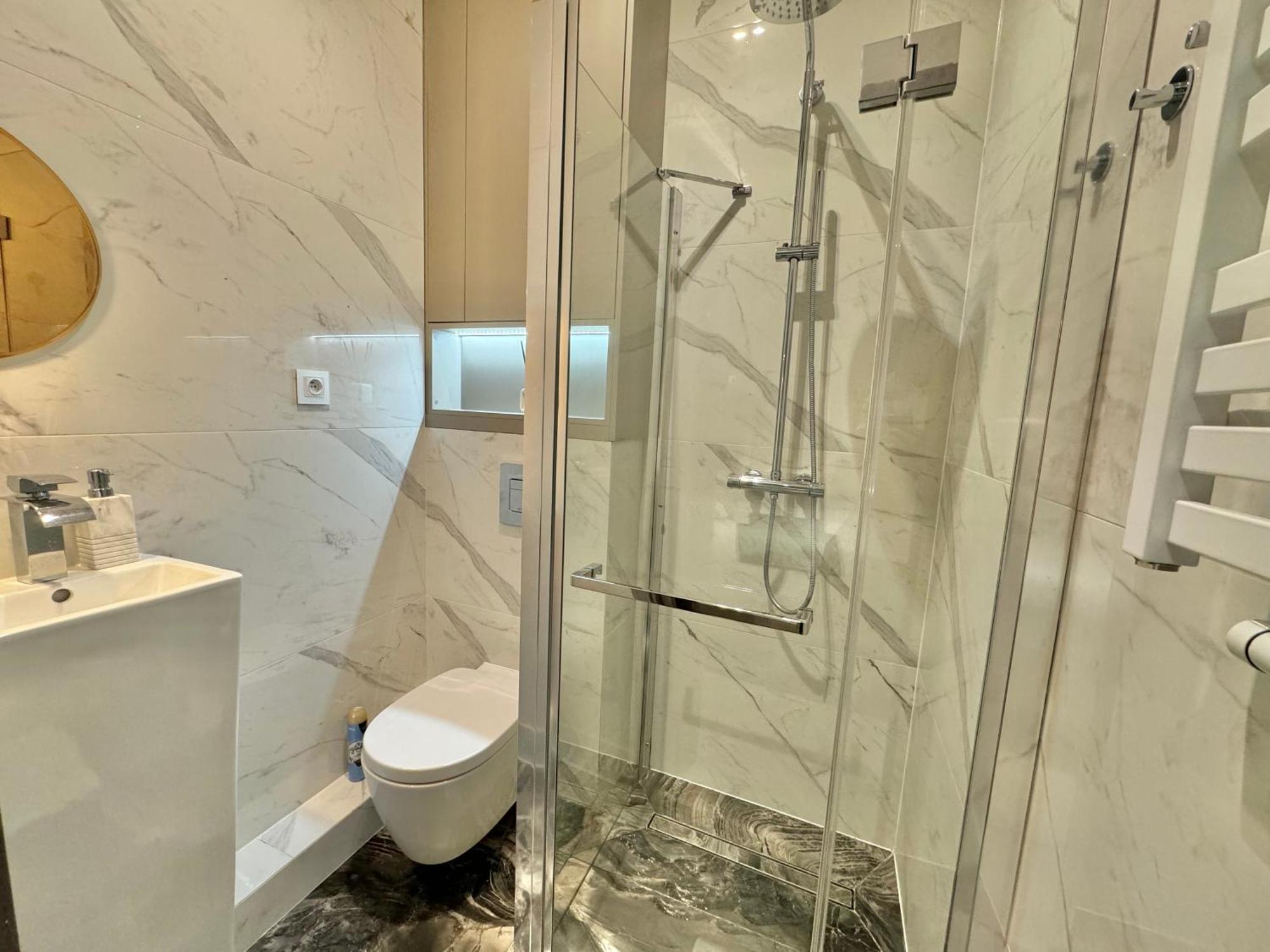 Mb Boutique Apartment กดัญสก์ ภายนอก รูปภาพ